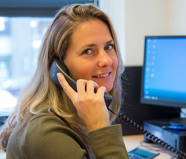 Nathalie van den Ouden, senior administratief medewerker en salarisadministrateur